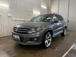 Mörkgrå (grå) Begagnad 2015 VW Tiguan Sportline SUV | 119 900 kr (Marknadspris)