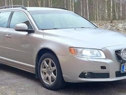 Begagnad 2010 Volvo V70 Momentum Kombi | 43 000 kr (Superpris)