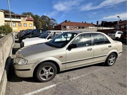 Grå Begagnad 2000 Mazda 3 Sedan | 13 000 kr