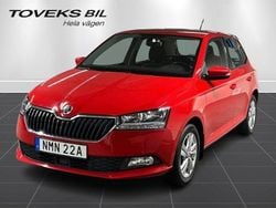 Röd Begagnad 2019 Skoda Fabia Style Halvkombi | 118 900 kr (Marknadspris)