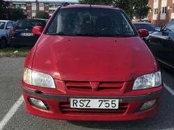 Röd Begagnad 2000 Mitsubishi Space Star Kombi | 31 000 kr (Lite dyr)