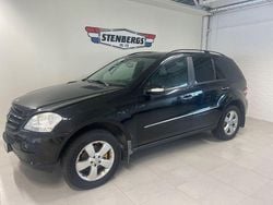 Svart Begagnad 2006 Mercedes ML320 SUV | 54 900 kr (Superpris)