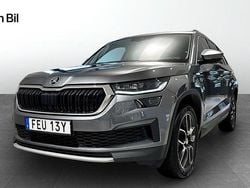 Grå (graphite grey metallic) Begagnad 2021 Skoda Kodiaq Style SUV | 387 900 kr (Marknadspris)