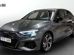 Grå (daytonagrå pärleffekt) Begagnad 2023 Audi A3 Sportback e-tron S-Line Sedan | 419 000 kr (Dyr)