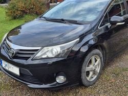 Svart Begagnad 2014 Toyota Avensis Edition Kombi | 69 000 kr (Bra pris)