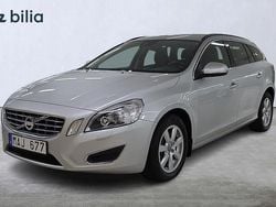 Grå Begagnad 2011 Volvo V60 Momentum Kombi | 174 000 kr (Bra pris)