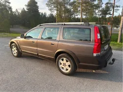 Brun Begagnad 2005 Volvo XC70 SUV | 34 900 kr (Marknadspris)
