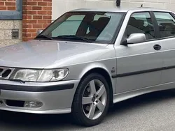 Grå Begagnad 2001 Saab 9-3 Halvkombi | 15 000 kr (Marknadspris)