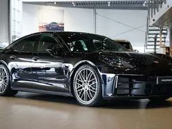 Svart Begagnad 2024 Porsche Panamera 4 Sedan | 1 299 000 kr