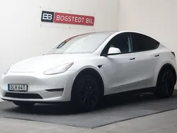 Vit Begagnad 2021 Tesla Model Y Long Range AWD SUV | 349 000 kr