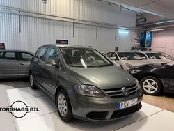 Grön Begagnad 2008 VW Golf Plus Cross Trendline Minibuss | 49 900 kr (Marknadspris)