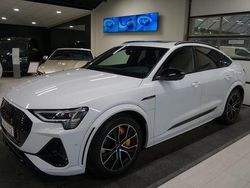 Vit Begagnad 2021 Audi e-tron SUV | 479 000 kr (Marknadspris)