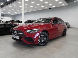 Röd Begagnad 2023 Mercedes C300e AMG Kombi | 459 900 kr (Marknadspris)