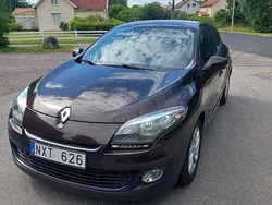 Brun Begagnad 2014 Renault Mégane III Halvkombi | 58 000 kr (Marknadspris)