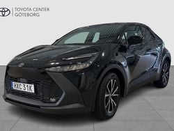 Svart Begagnad 2025 Toyota C-HR Style SUV | 391 500 kr (Lite dyr)
