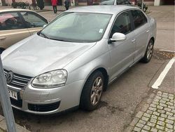 Silver Begagnad 2007 VW Jetta Comfortline Sedan | 42 000 kr (Dyr)