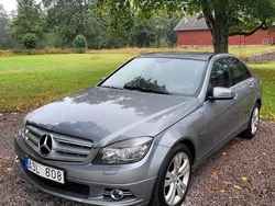 Grå Begagnad 2010 Mercedes C200 Sedan | 75 000 kr (Dyr)