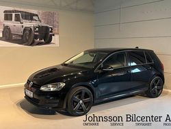 Svart Begagnad 2015 VW Golf VII Halvkombi | 99 900 kr (Marknadspris)