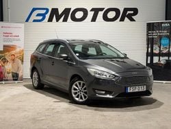 Grå Begagnad 2015 Ford Focus Titanium Kombi | 79 900 kr (Marknadspris)