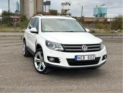 Vit Begagnad 2012 VW Tiguan Sportline SUV | 84 900 kr (Marknadspris)