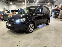 Svart Begagnad 2012 VW Caddy Minibuss | 38 000 kr (Marknadspris)