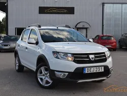 Vit Begagnad 2015 Dacia Sandero Stepway Halvkombi | 59 900 kr (Marknadspris)