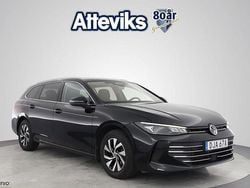 Svart Begagnad 2024 VW Passat Business Kombi | 344 900 kr (Lite dyr)