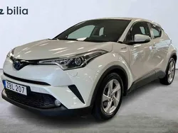 Vit Begagnad 2018 Toyota C-HR SUV | 194 900 kr