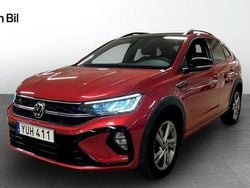Mörkröd Begagnad 2022 VW Taigo R-line SUV | 239 900 kr (Marknadspris)