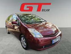 Mörkröd Begagnad 2005 Toyota Prius Halvkombi | 59 900 kr (Marknadspris)