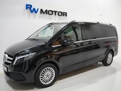 Svart Begagnad 2022 Mercedes V250 Avantgarde Minibuss | 599 900 kr (Marknadspris)