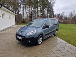 Blåmetallic Begagnad 2011 Peugeot Partner Van | 37 500 kr (Marknadspris)