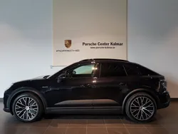 Ny 2024 Porsche Macan 4 Electric SUV | 1 315 000 kr