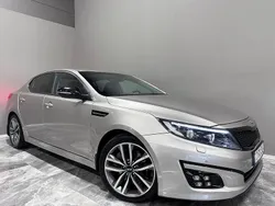 Grå Begagnad 2014 Kia Optima Sedan | 124 900 kr (Marknadspris)