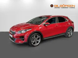 Röd Begagnad 2021 Kia XCeed Advance SUV | 229 900 kr (Marknadspris)