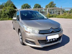 Brun Begagnad 2011 Citroën C4 Halvkombi | 54 000 kr (Marknadspris)