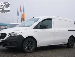 Vit Begagnad 2023 Mercedes eCitan Van | 440 000 kr
