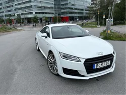 Vit Begagnad 2017 Audi TT S-Line Sportkupé | 240 000 kr (Marknadspris)