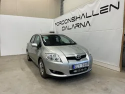 Silver Begagnad 2007 Toyota Auris Halvkombi | 54 900 kr (Dyr)