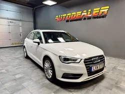 Vit Begagnad 2015 Audi A3 Sportback Ambition Halvkombi | 149 900 kr (Bra pris)