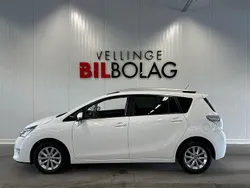 Vit Begagnad 2014 Toyota Verso Edition Minibuss | 149 500 kr (Marknadspris)