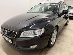 Svart (svart metallic) Begagnad 2015 Volvo V70 Dynamic Kombi | 139 500 kr (Lite dyr)