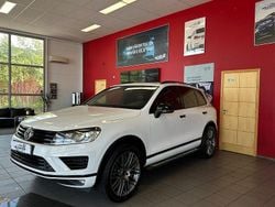 Vit Begagnad 2015 VW Touareg SUV | 229 500 kr (Dyr)