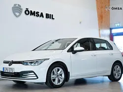 Vit Begagnad 2023 VW Golf VIII Halvkombi | 179 800 kr (Bra pris)