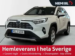 Vit Begagnad 2019 Toyota RAV4 Hybrid SUV | 284 900 kr (Bra pris)