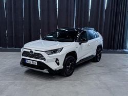 Vit Begagnad 2018 Toyota RAV4 Hybrid Style SUV | 299 900 kr (Marknadspris)