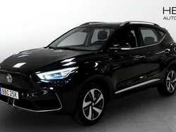 Svart (black) Begagnad 2022 MG ZS Comfort Sedan | 239 900 kr (Superpris)
