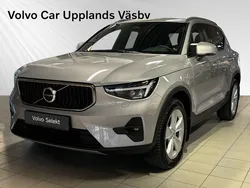 Silver Begagnad 2023 Volvo XC40 Core SUV | 349 900 kr (Bra pris)