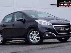 Svart Begagnad 2015 Peugeot 208 Halvkombi | 49 900 kr (Marknadspris)