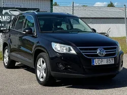 Svart Begagnad 2010 VW Tiguan Sportline SUV | 104 900 kr (Marknadspris)